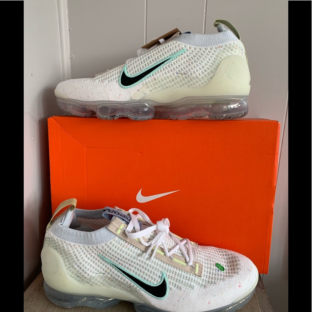 Nike Air VaporMax 2021 White/Black-LT Madder Root  Men’s DQ7633 100
